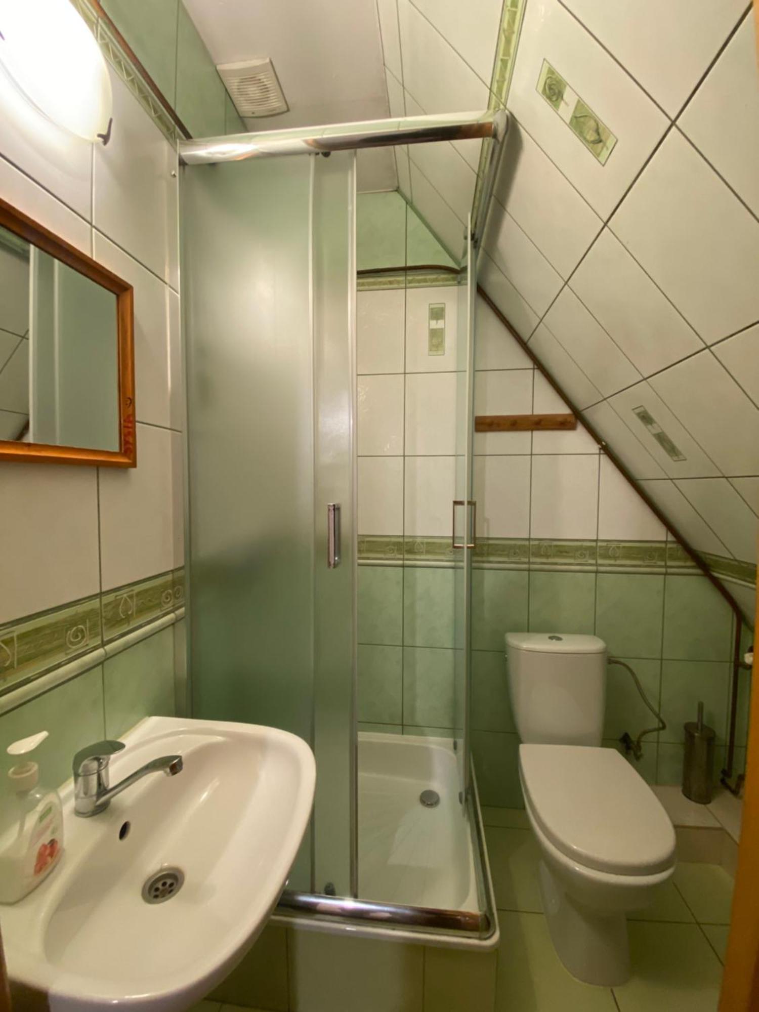 Osrodek Wczasowo-Kolonijny Gron Bed & Breakfast Bialy Dunajec Exterior photo